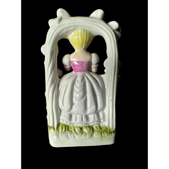 Vtg Porcelain Blonde Girl Figurine Under Arbor with Parasol By Sophia Ann 5.5”H - Picture 3 of 8
